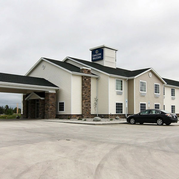 Cobblestone Hotel & Suites